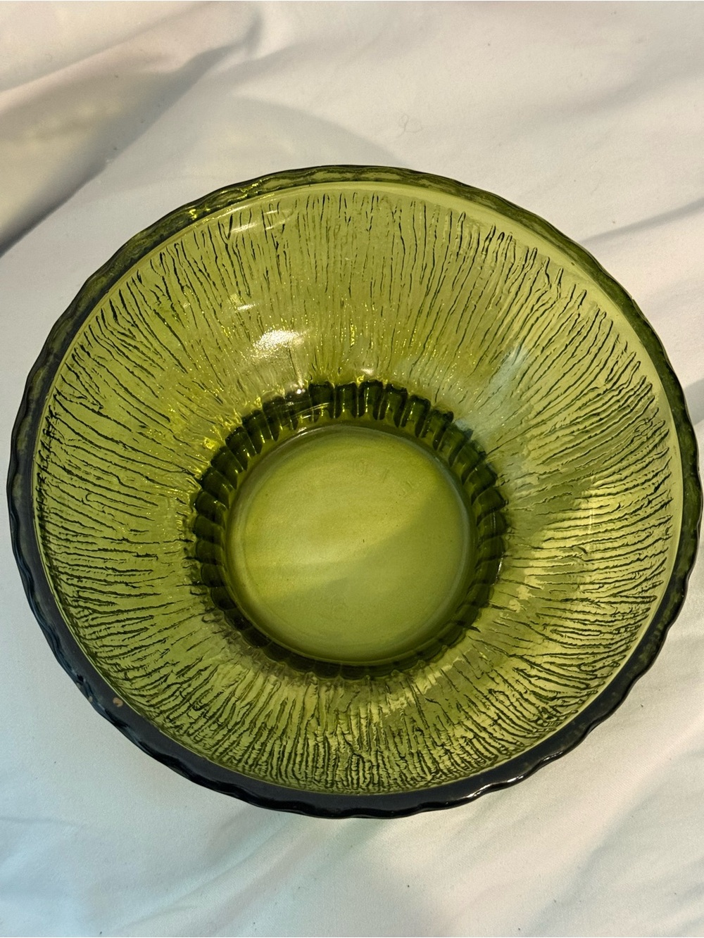 Vintage 1975 FTD Avocado Green Tree Bark Glass Bowl